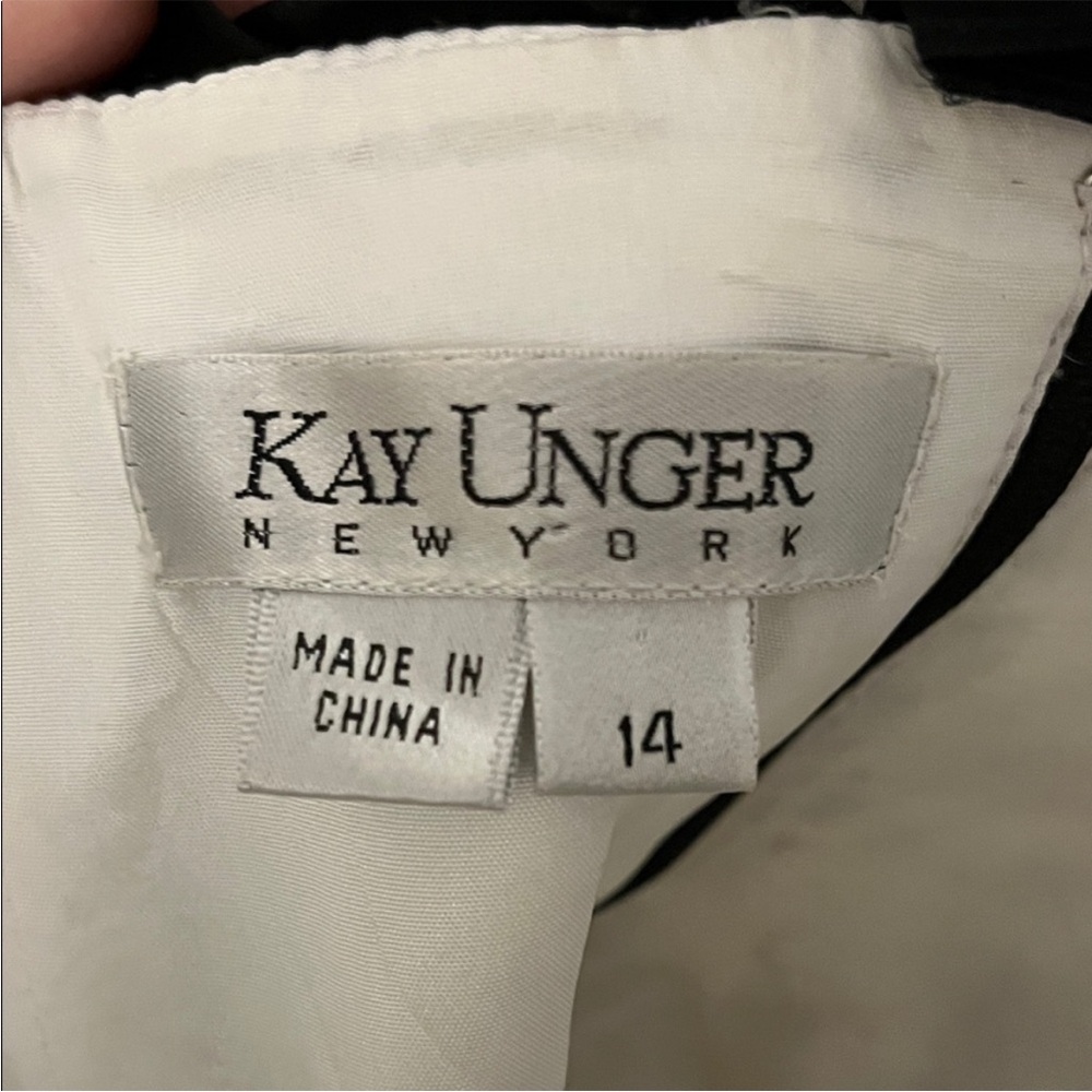 🖤Lacey feminine Kay Unger zip back Bodice size 14!!!!